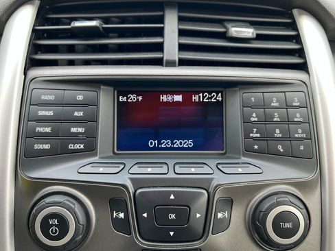 Used 2013 Ford Edge SEL image 28