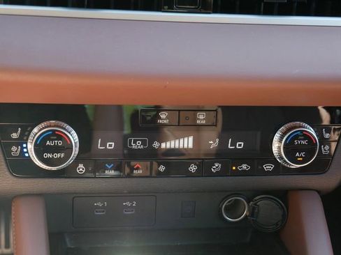 Used 2025 Mitsubishi Outlander SEL AWD/4WD image 21