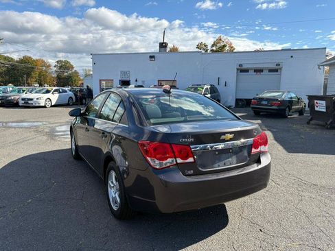 Used 2015 Chevrolet Cruze LT image 3