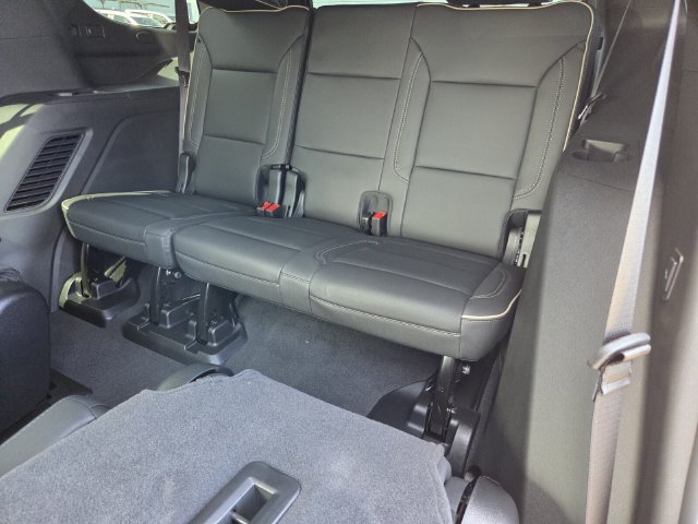 New 2027 Chevrolet Equinox LT w/ Convenience Package II FWD image 10
