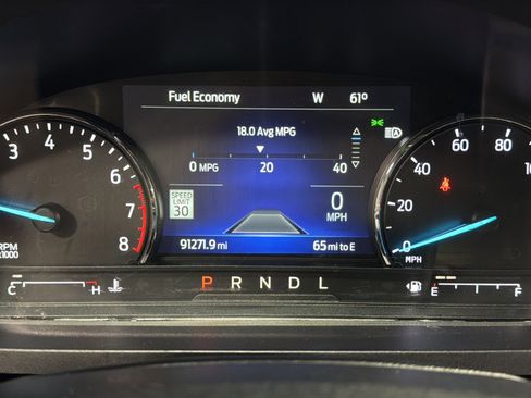 Used 2021 Ford Explorer Limited w/ Equipment Group 301A AWD/4WD image 21