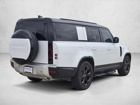 Used 2025 Land Rover Defender 130 S AWD/4WD image 5