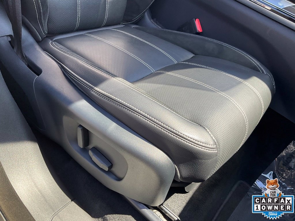 Used 2018 Land Rover Range Rover Velar R-Dynamic SE AWD/4WD image 65