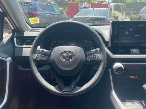 Certified 2021 Toyota RAV4 XLE w/ Convenience Package AWD/4WD image 16