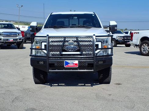 Used 2022 Ford F250 Lariat w/ Tremor Off-Road Package image 2