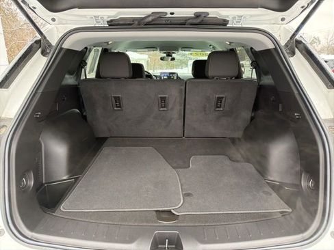 Certified 2023 Chevrolet Blazer LT w/ LPO, Black Grille Bar Package image 30