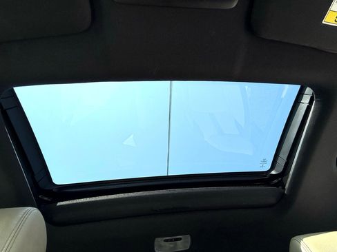 Used 2017 Honda Civic EX-L image 18