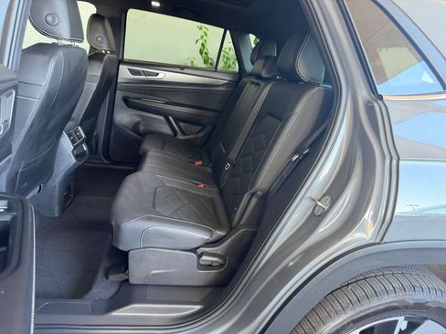 Used 2026 Volkswagen Atlas Cross Sport SE AWD/4WD image 41