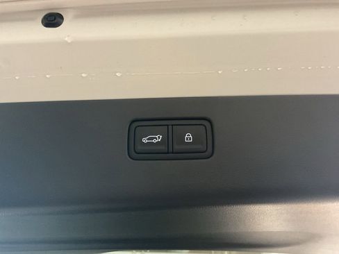 New 2026 Hyundai Ioniq 9 Calligraphy image 26