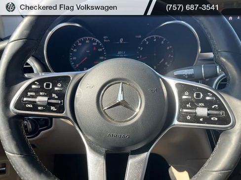 Used 2021 Mercedes-Benz GLC 300 4MATIC image 37