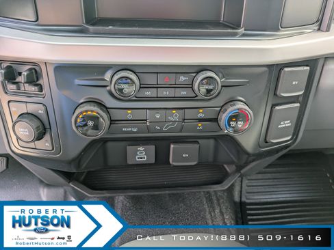 New 2025 Ford F450 XL w/ XL Chrome Package image 18