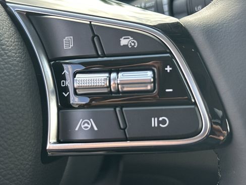 New 2026 Kia Seltos EX image 24