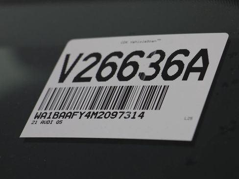 Used 2021 Audi Q5 Premium Plus image 25