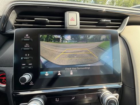 Used 2019 Honda Insight EX image 27