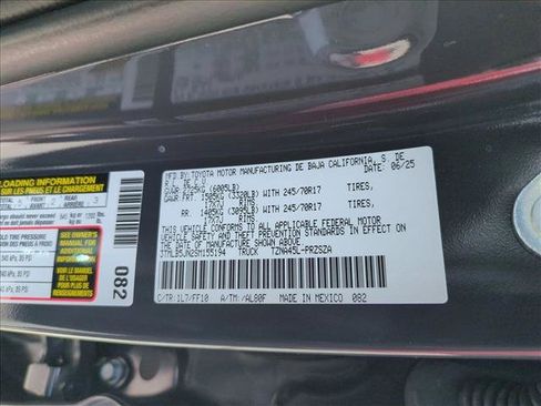 Used 2025 Toyota Tacoma SR5 AWD/4WD image 23