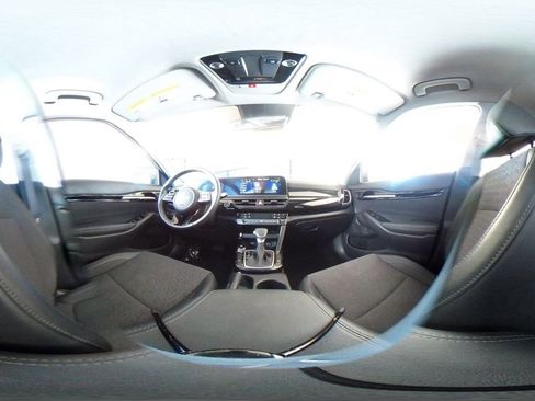 Used 2025 Kia Seltos S image 41