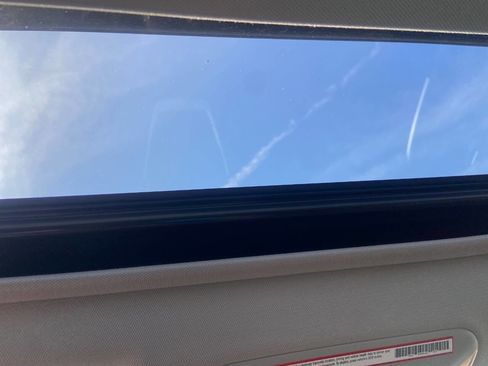 Used 2019 Toyota RAV4 XLE w/ Carpet Mat Package image 19