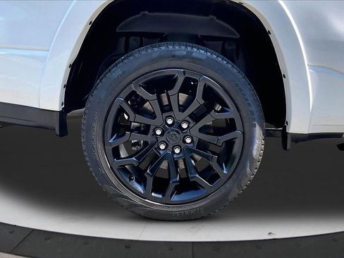 Used 2025 RAM 1500 Limited AWD/4WD image 37