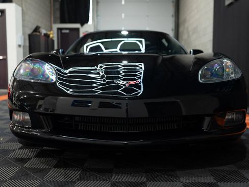 Used 2007 Chevrolet Corvette Convertible w/ Preferred Equipment Group RWD image 9