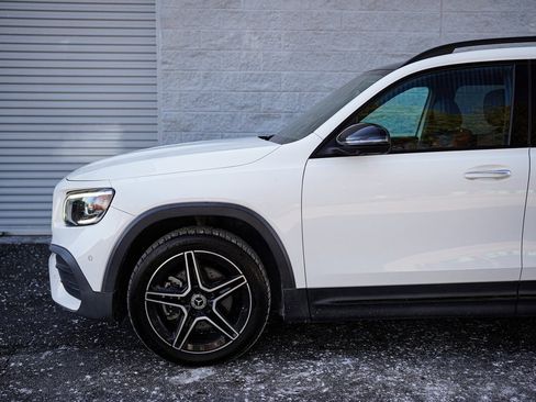 Used 2020 Mercedes-Benz GLB 250 GLB 250 image 11