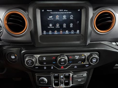 Used 2021 Jeep Gladiator Mojave AWD/4WD image 20