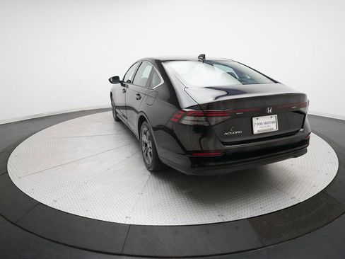 Certified 2023 Honda Accord EX image 34