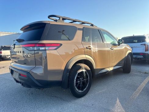Used 2023 Nissan Pathfinder Rock Creek AWD/4WD image 3