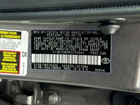Used 2019 Toyota Camry SE FWD image 20