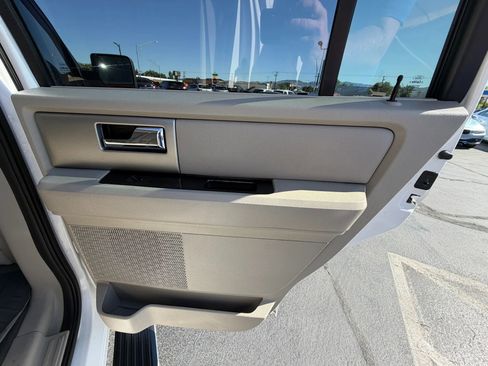 Used 2013 Ford Expedition Limited AWD/4WD image 17