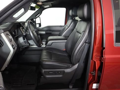 Used 2016 Ford F250 Lariat w/ Chrome Package image 31