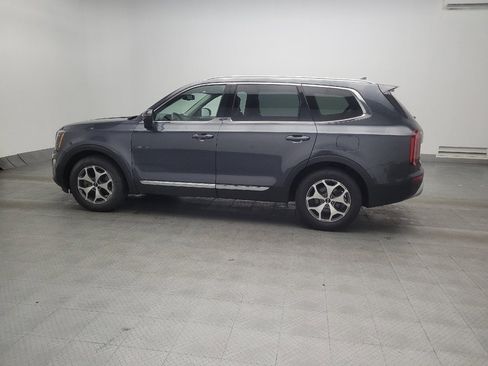 Used 2020 Kia Telluride EX AWD/4WD image 3