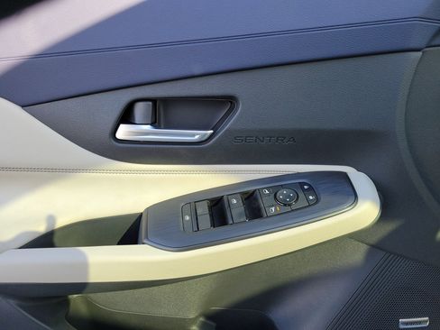 New 2026 Nissan Sentra SL w/ Floor Mat Package FWD image 17