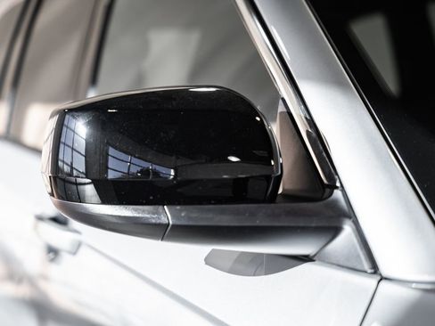 New 2025 Jeep Grand Cherokee Laredo X image 14