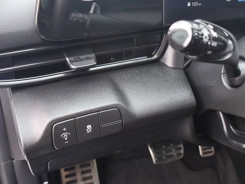 Used 2025 Hyundai Elantra N image 20