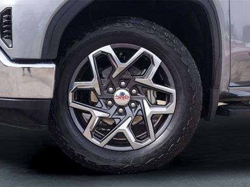 Used 2024 GMC Sierra 1500 SLT w/ SLT Premium Plus Package image 4