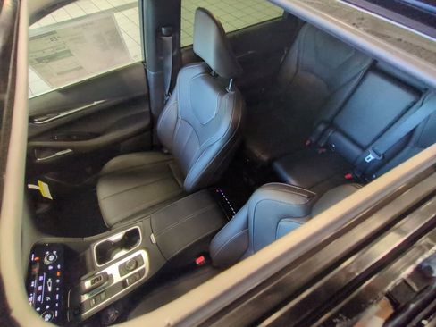New 2026 INFINITI QX60 Luxe w/ Cargo Package FWD image 8