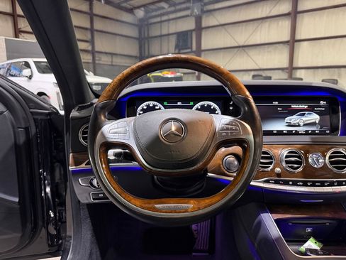 Used 2015 Mercedes-Benz S 550 4MATIC Sedan image 30