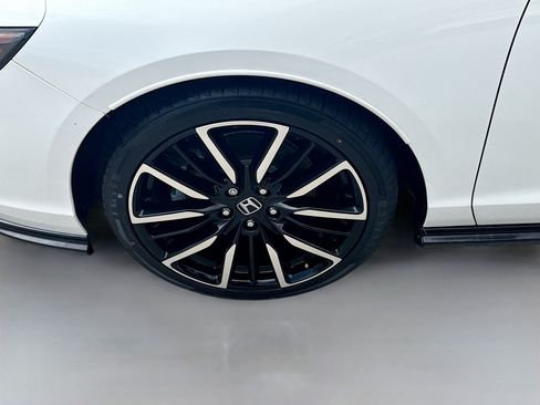 Used 2023 Honda Accord Touring image 37