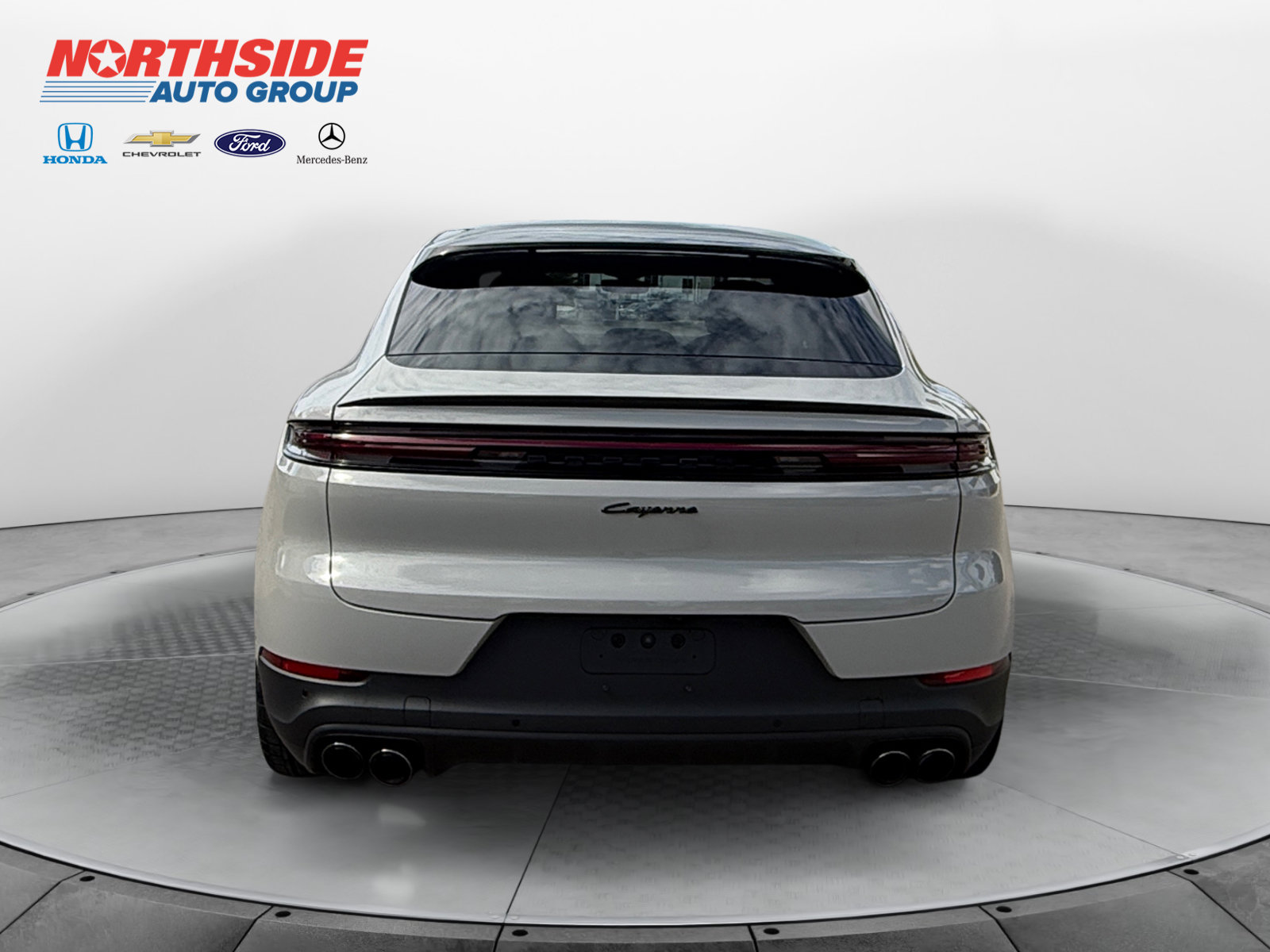 Used 2024 Porsche Cayenne Coupe AWD/4WD image 6
