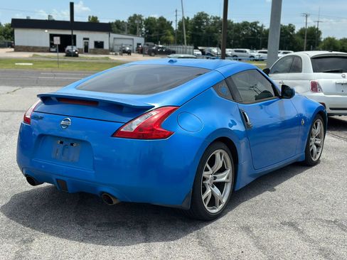 Used 2009 Nissan 370Z Touring w/ Sport Pkg RWD image 5