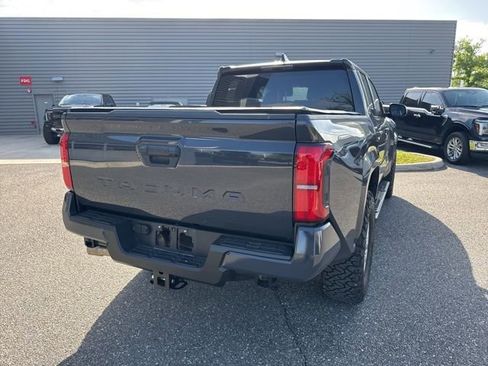 Used 2025 Toyota Tacoma SR5 image 8