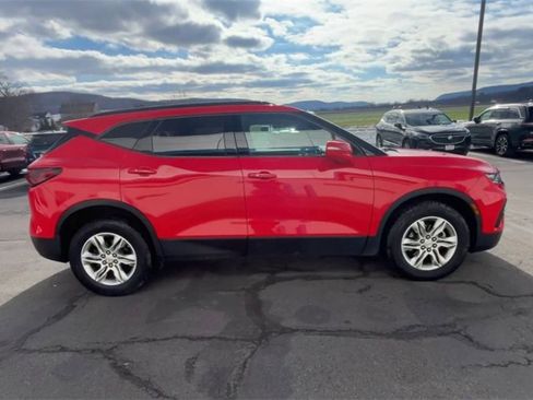 Used 2019 Chevrolet Blazer LT image 9