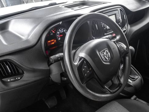 Used 2022 RAM ProMaster City Tradesman FWD image 5