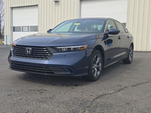 Certified 2024 Honda Accord EX-L image 3