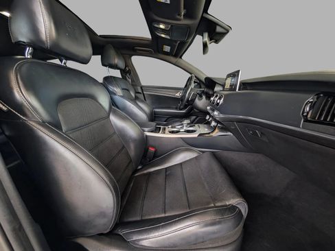 Used 2018 Kia Stinger GT2 RWD image 22