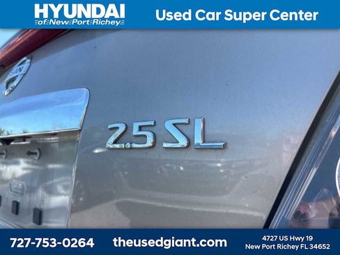 Used 2011 Nissan Altima 2.5 SL w/ Technology Pkg image 5