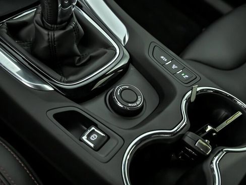 Used 2017 Chevrolet SS RWD image 33