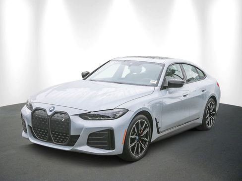 Certified 2023 BMW i4 eDrive40 w/ M Sport Package image 3