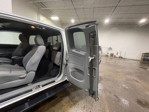 Used 2012 Toyota Tacoma 4x4 Access Cab w/ Convenience Pkg image 28