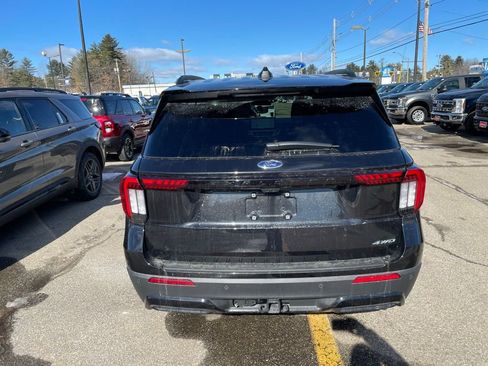 New 2026 Ford Explorer ST-Line image 5